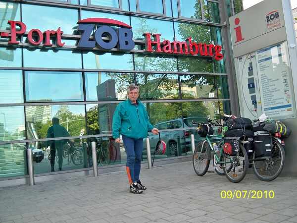 Na kole s bráchou do Hamburgu
