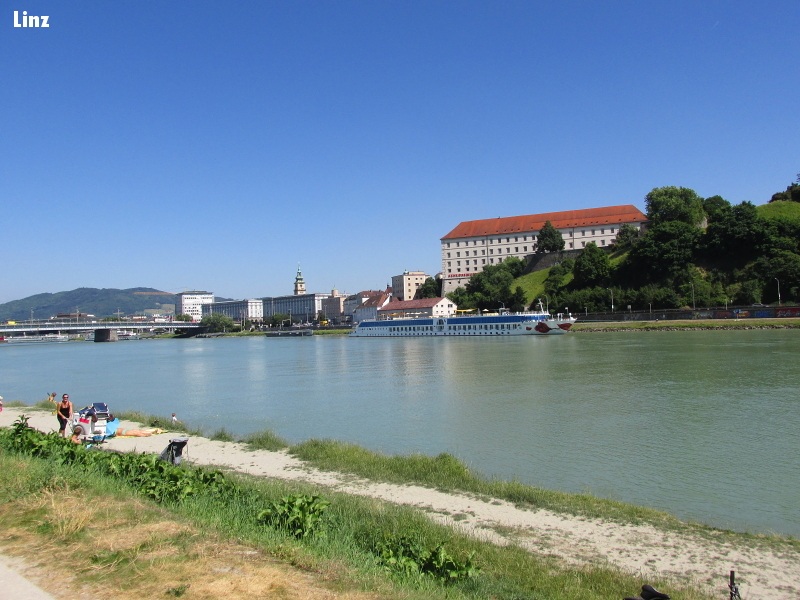 Na kole kolem Dunaje